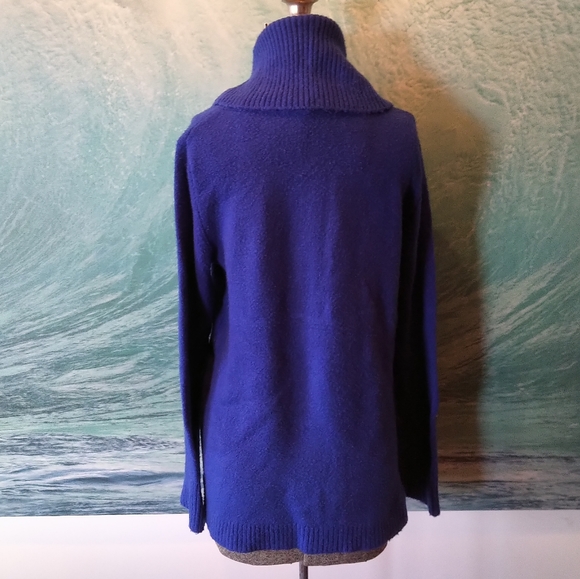 Cozy oversized royal blue cowl neck sweater - Picture 3 of 6